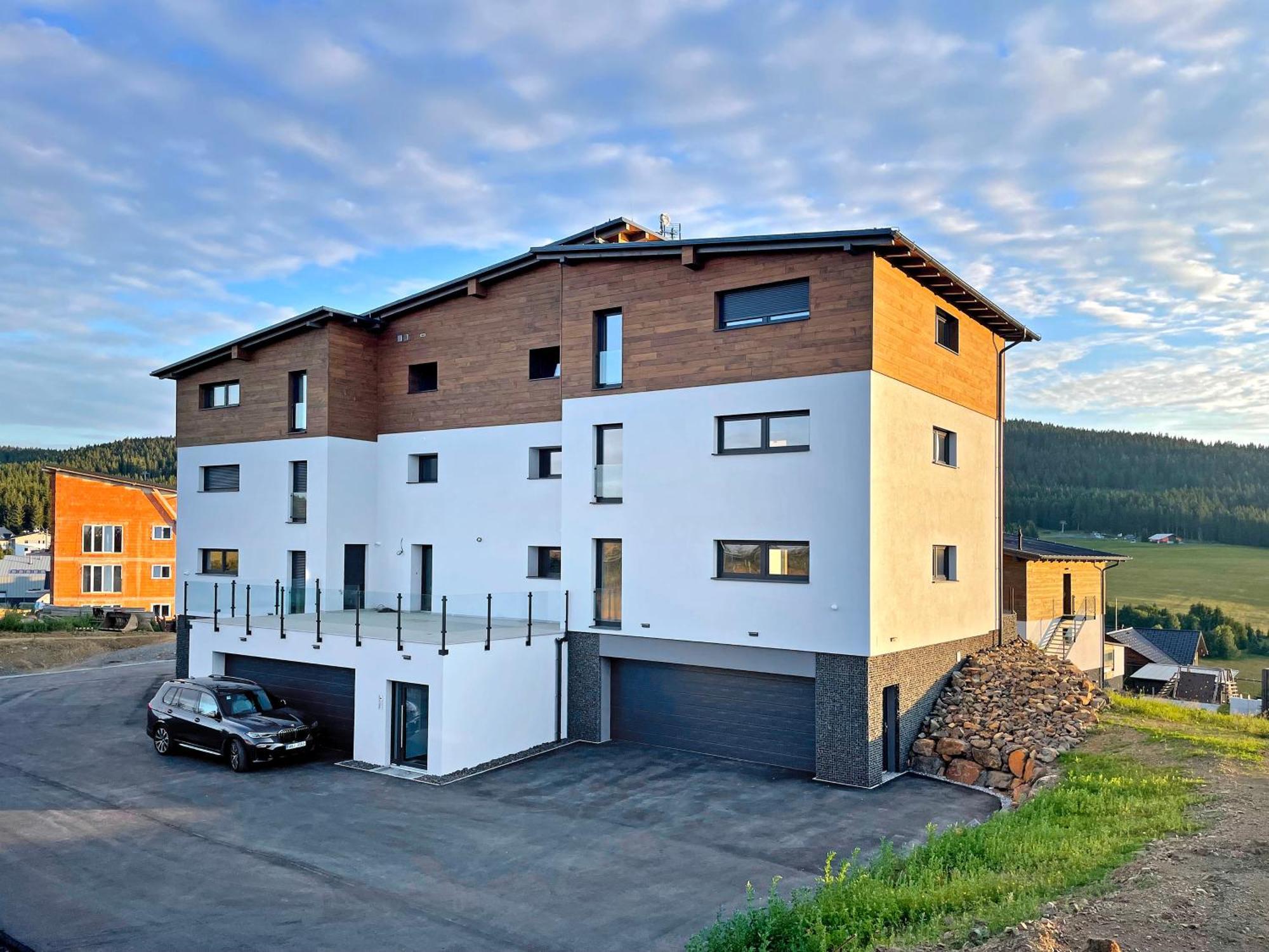 Apartmany Horizont Лоучна-под-Клиновцем Экстерьер фото